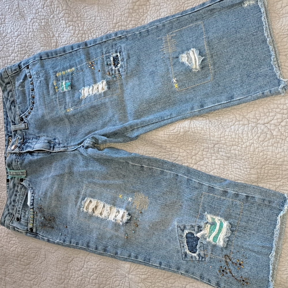 Limited Too Distress Crop Jeans